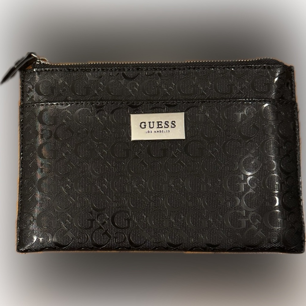 Guess logo black gloss wristlet